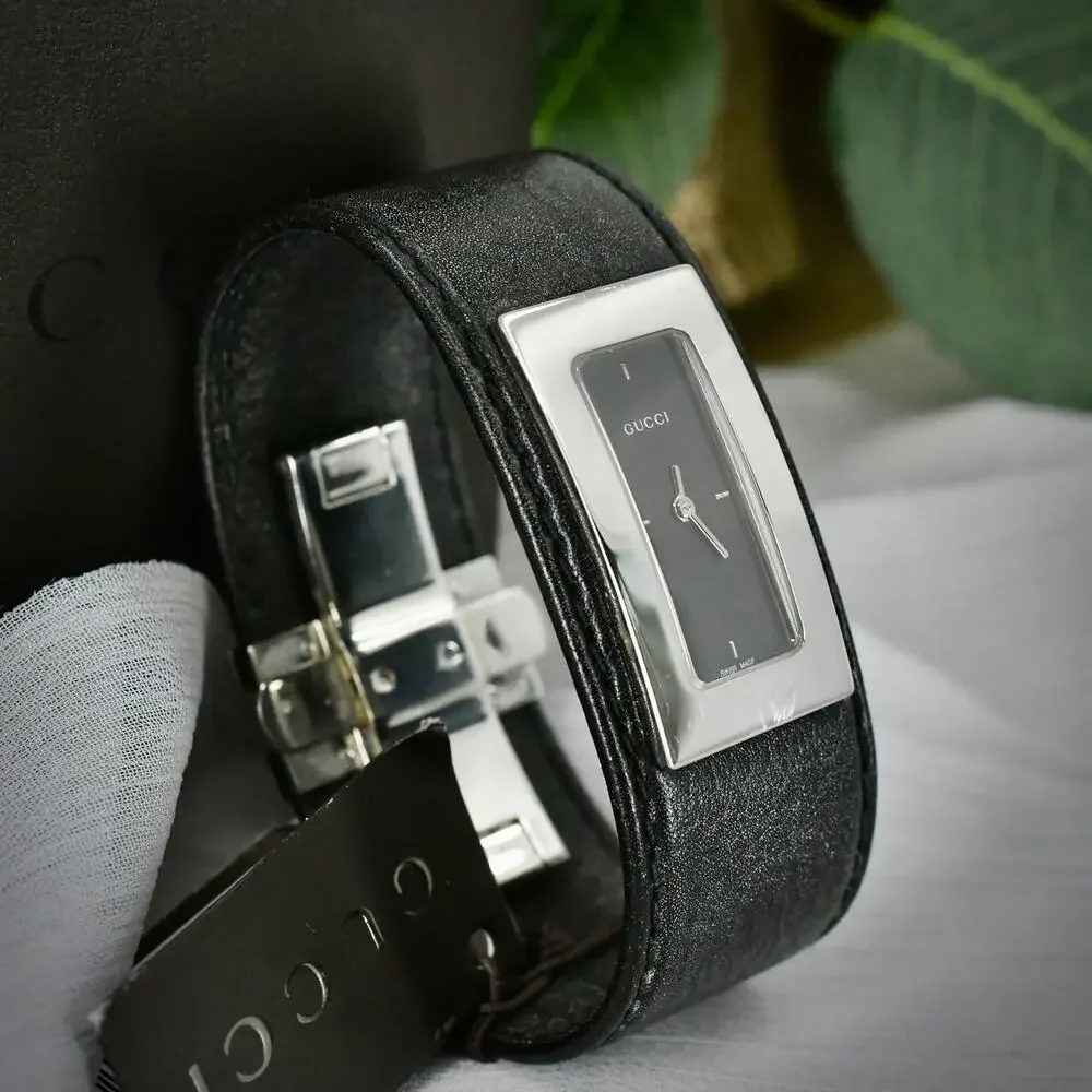 Gucci 7800L Quartz Black Leather Bangle Watch Box Tags Small 6